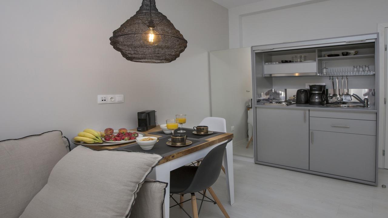 Ermou Stylish Suites By Ghh أثينا المظهر الخارجي الصورة