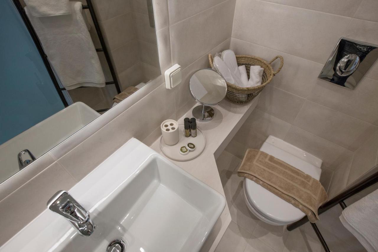 Ermou Stylish Suites By Ghh أثينا المظهر الخارجي الصورة